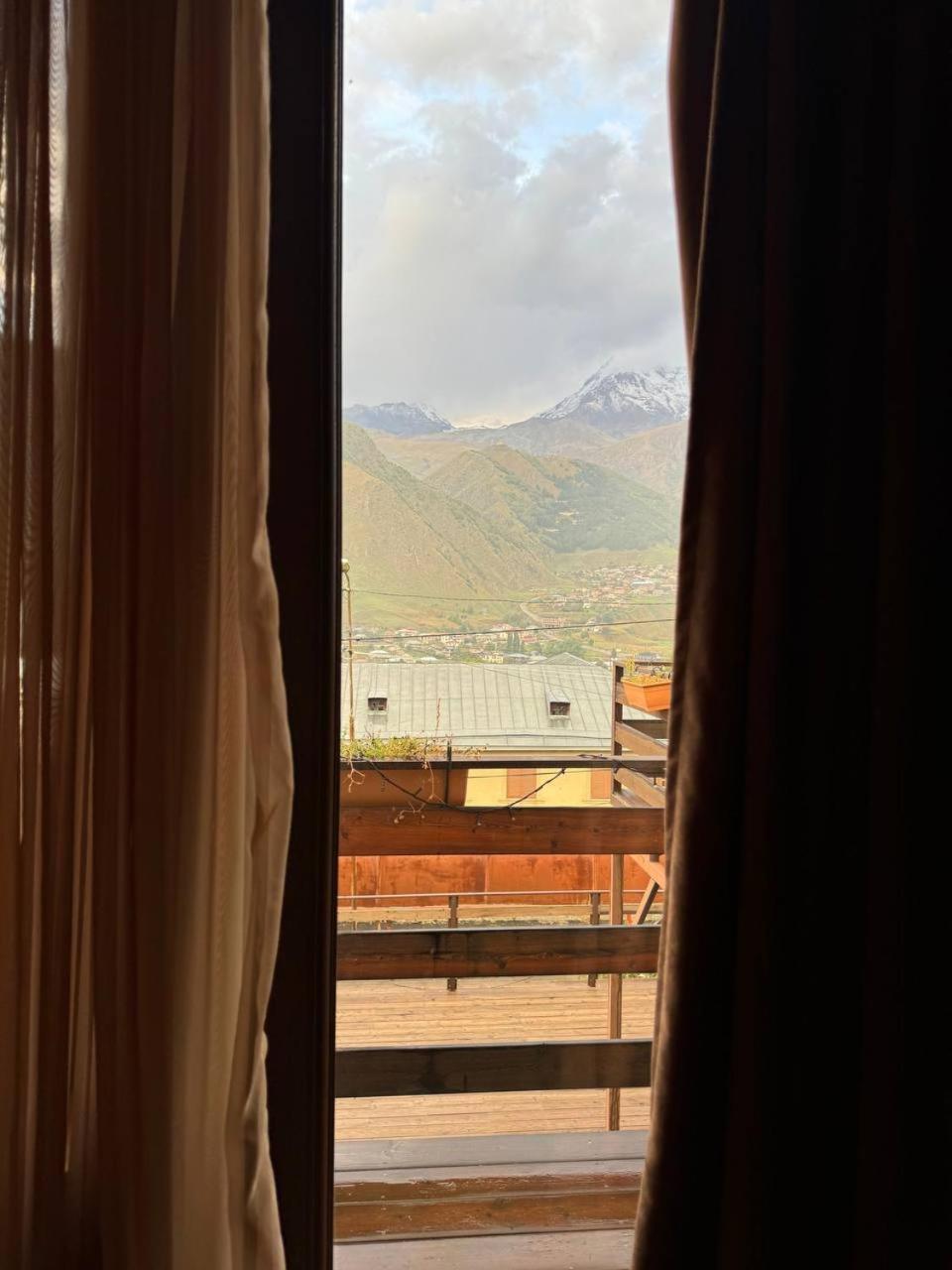 Hotel Kazbegi 1963 Chambre photo